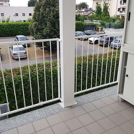 Milano Malpensa Grandi AP Apartment Gallarate Bagian luar foto