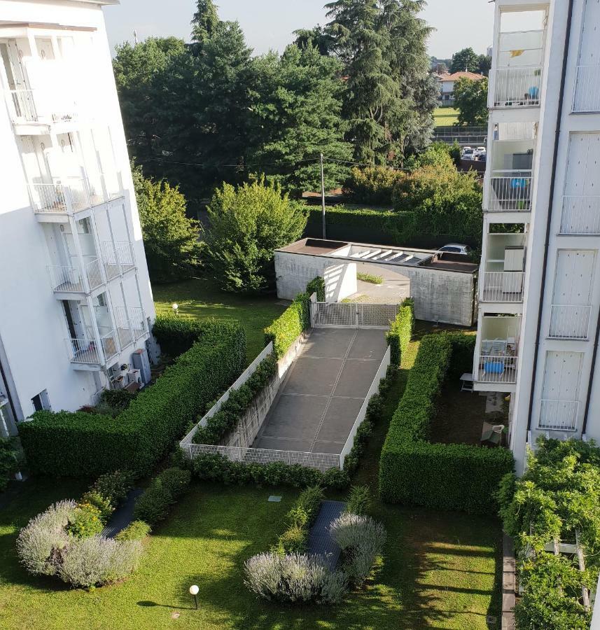 Milano Malpensa Grandi AP Apartment Gallarate Bagian luar foto