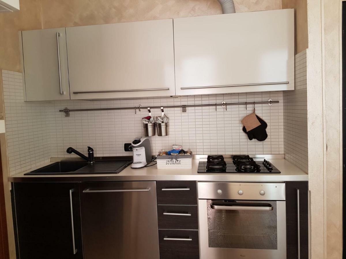 Milano Malpensa Grandi AP Apartment Gallarate Bagian luar foto