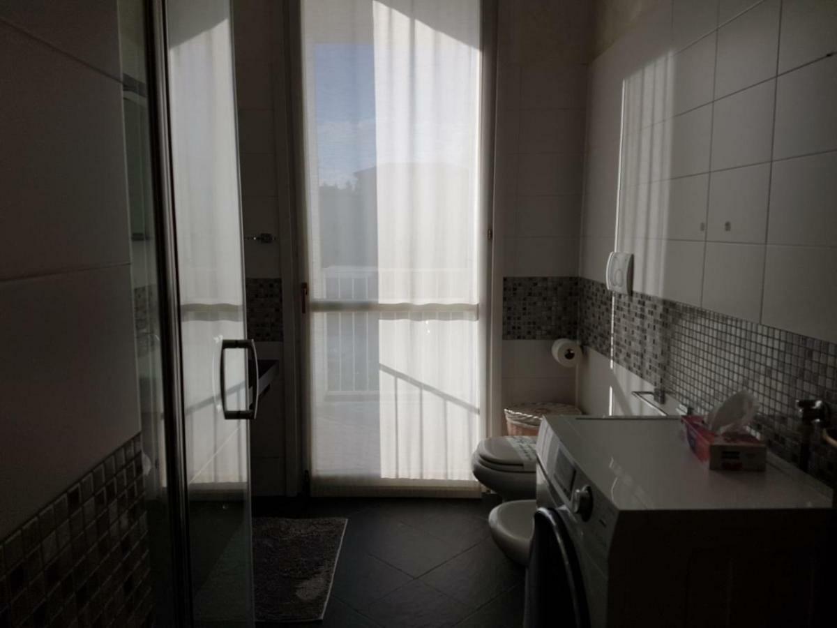Milano Malpensa Grandi AP Apartment Gallarate Bagian luar foto