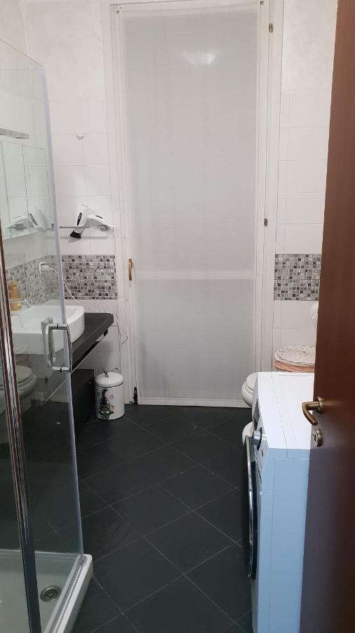 Milano Malpensa Grandi AP Apartment Gallarate Bagian luar foto